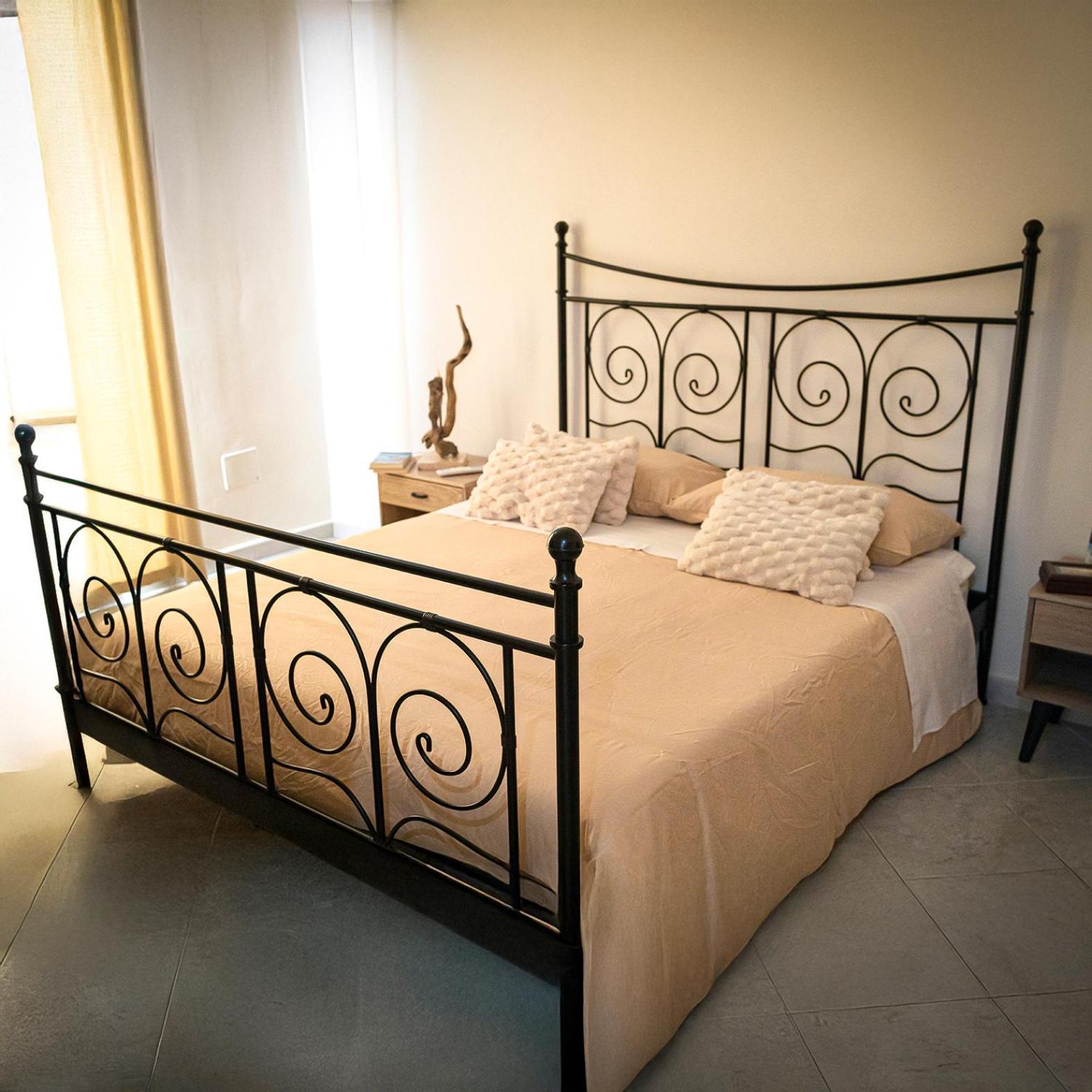 La Casa Di Clara Naples
